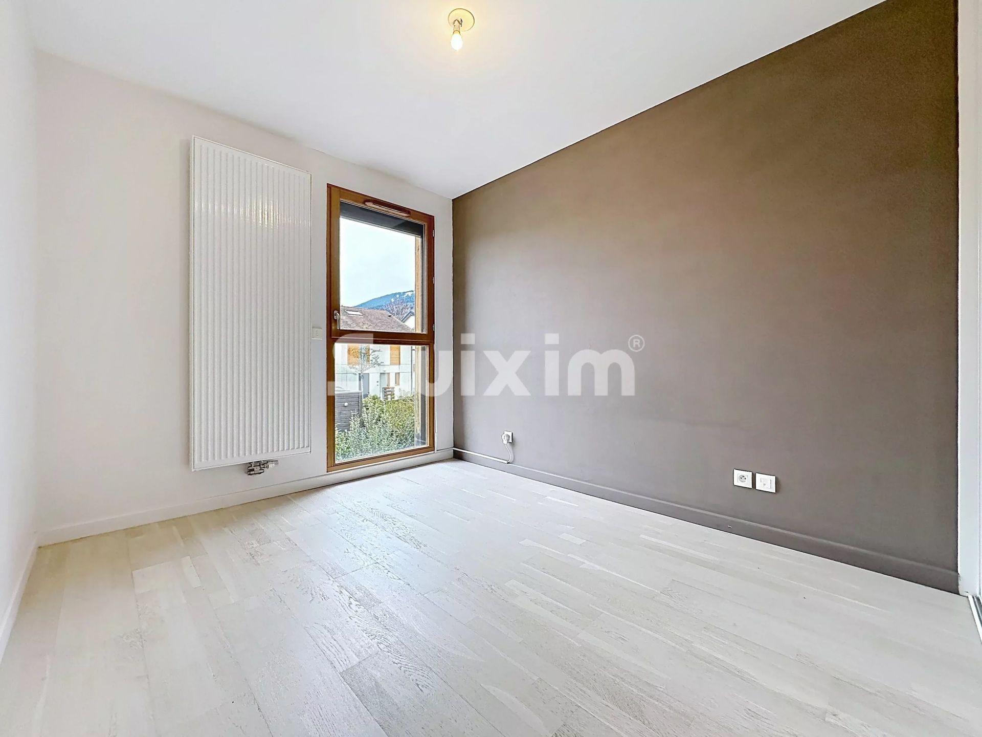 maison 5 Pièces en location sur Échenevex (01170)