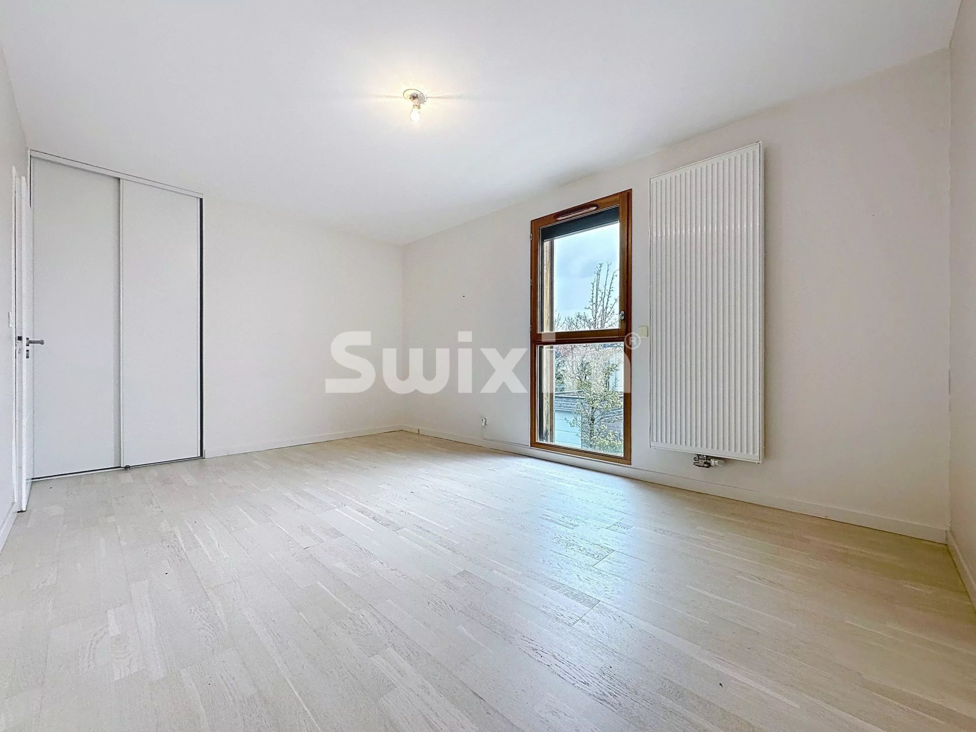 maison 5 Pièces en location sur Échenevex (01170)