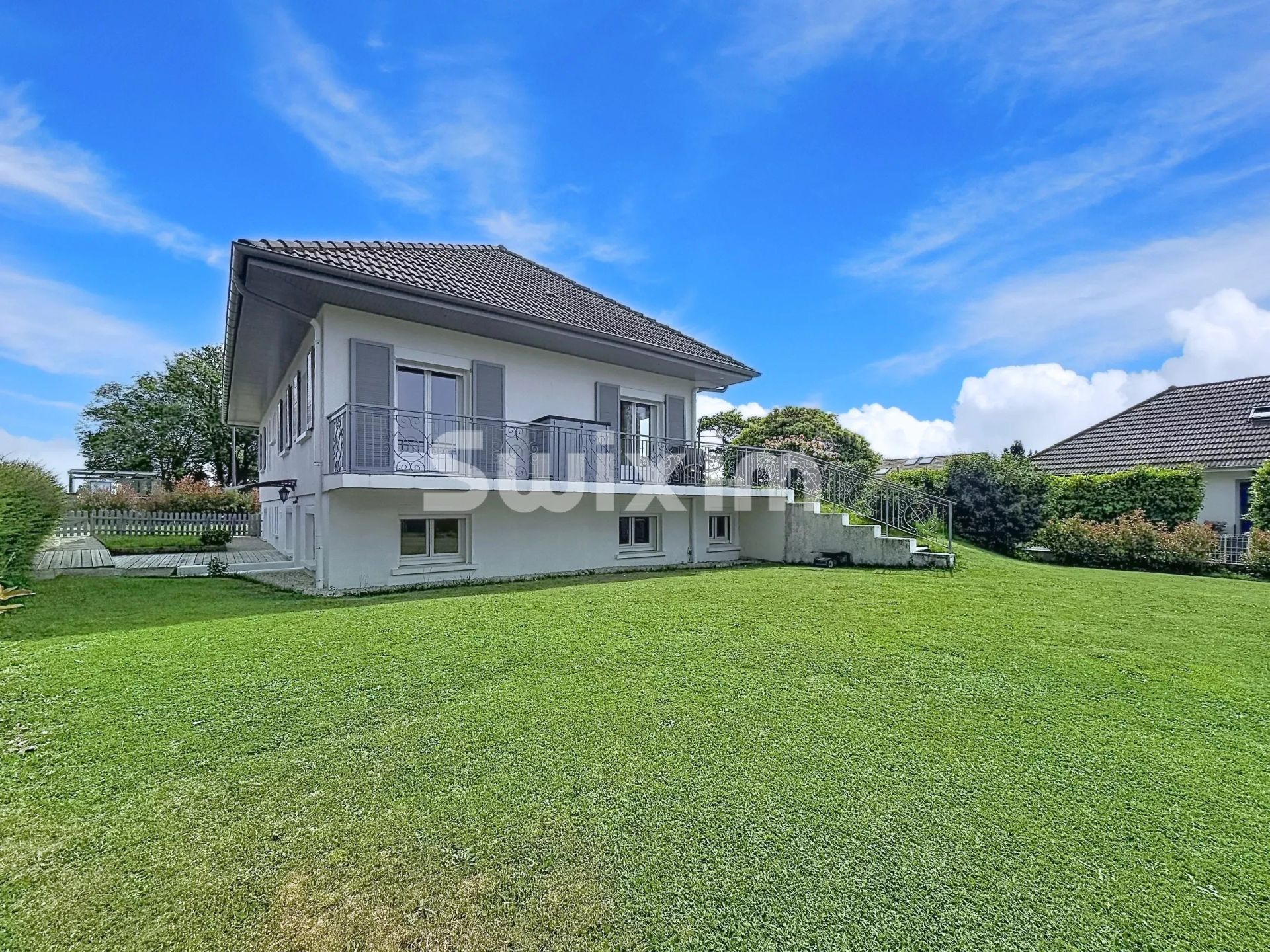 maison 8 Pièces en vente sur Divonne-les-Bains (01220)