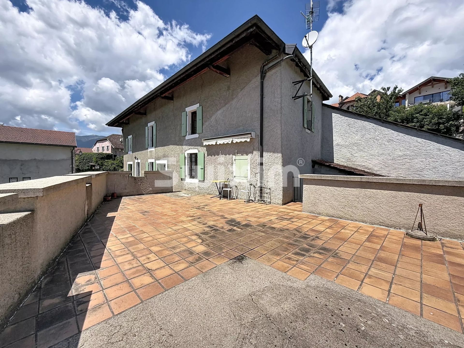 maison 7 Pièces en vente sur Grilly (01220)