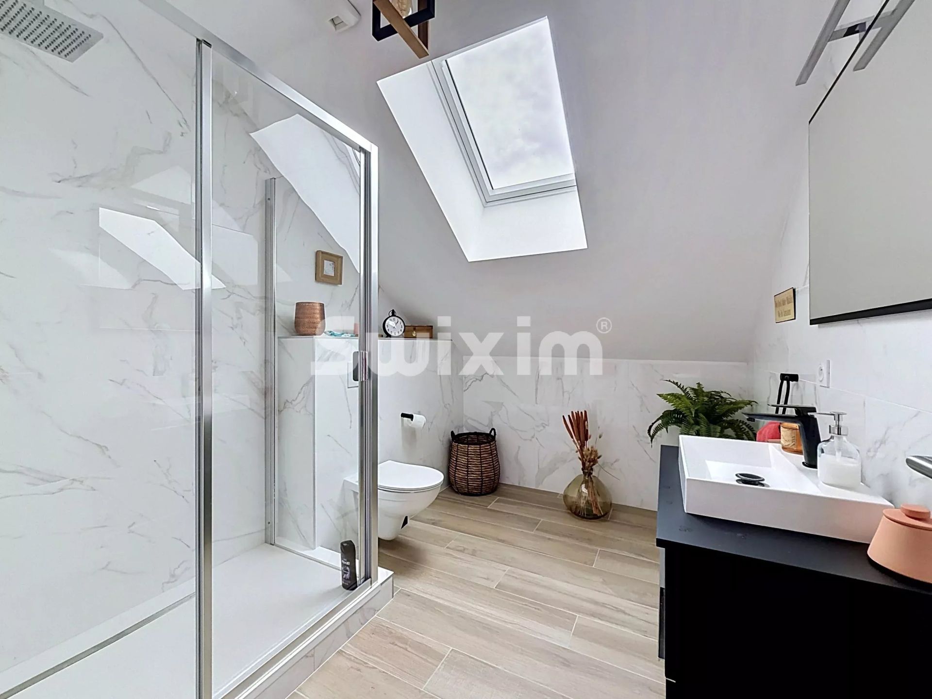 maison 7 Pièces en vente sur Saint-Genis-Pouilly (01630)
