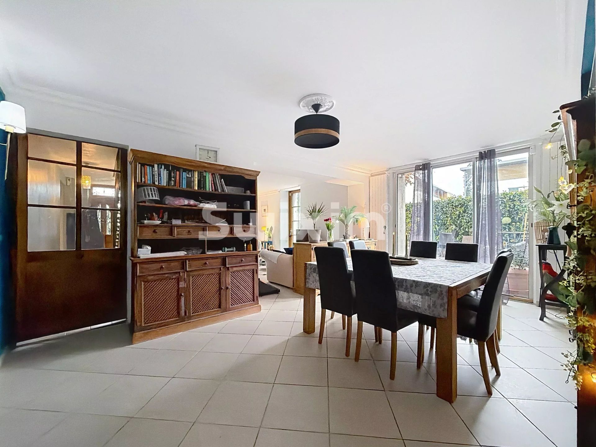 maison 10 Pièces en vente sur Divonne-les-Bains (01220)