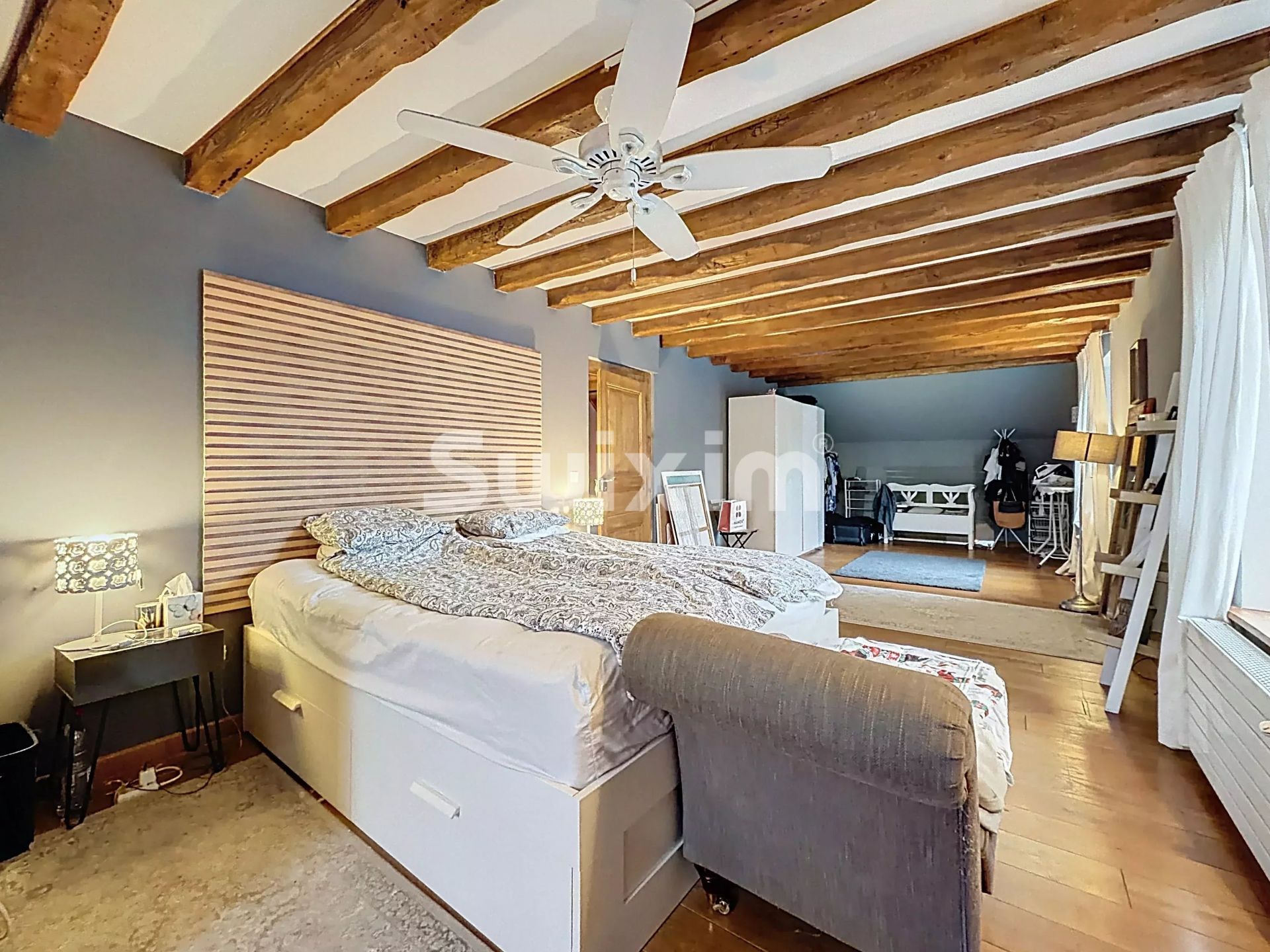 maison 10 Pièces en vente sur Divonne-les-Bains (01220)