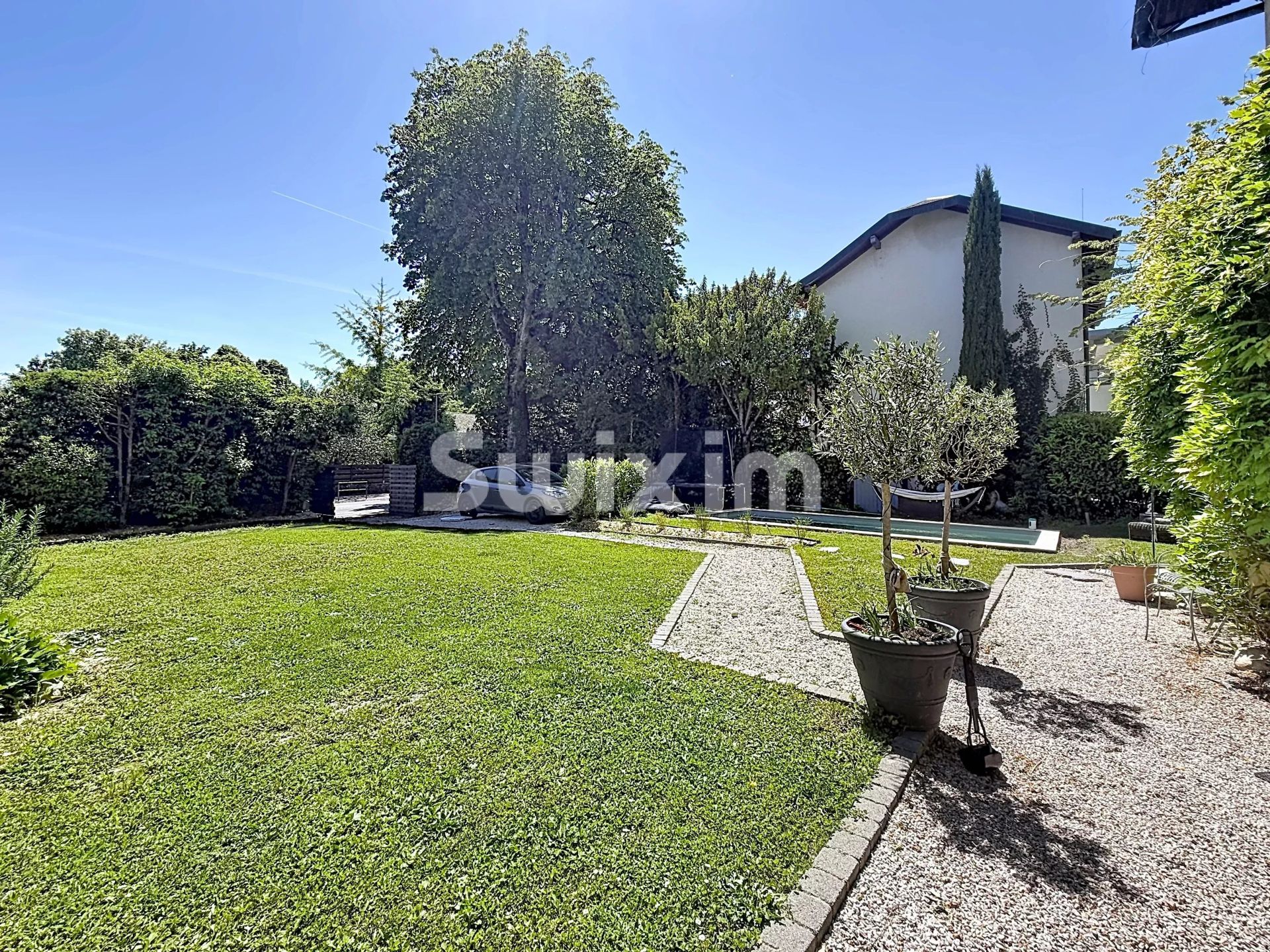 maison 10 Pièces en vente sur Divonne-les-Bains (01220)