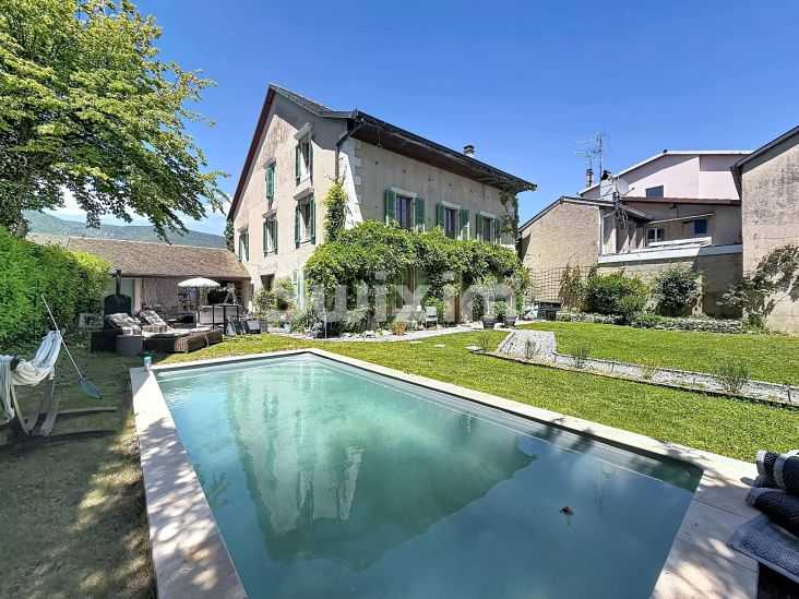 Vente Maison Divonne-les-Bains 10&nbsp;Pièces 317&nbsp;m²