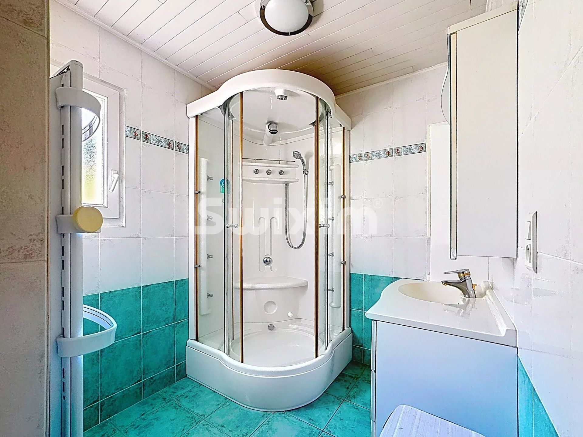 house 4 Rooms for sale on Valserhône (01200)
