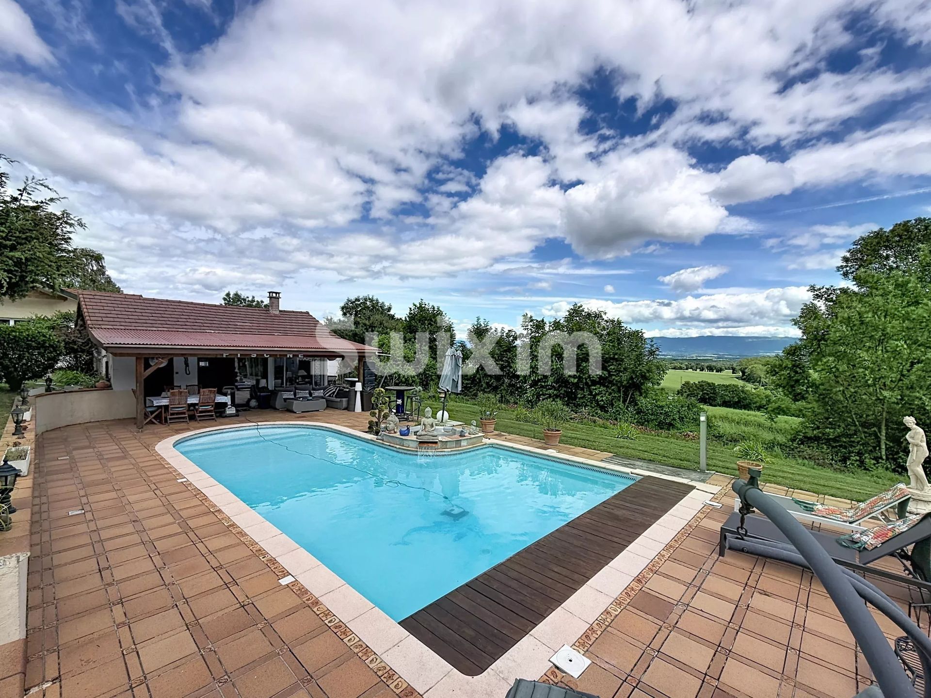 maison 6 Pièces en vente sur Farges (01550)