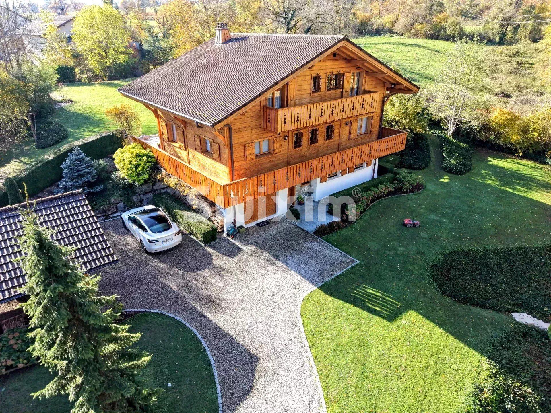 chalet 8 Pièces en vente sur Thoiry (01710)