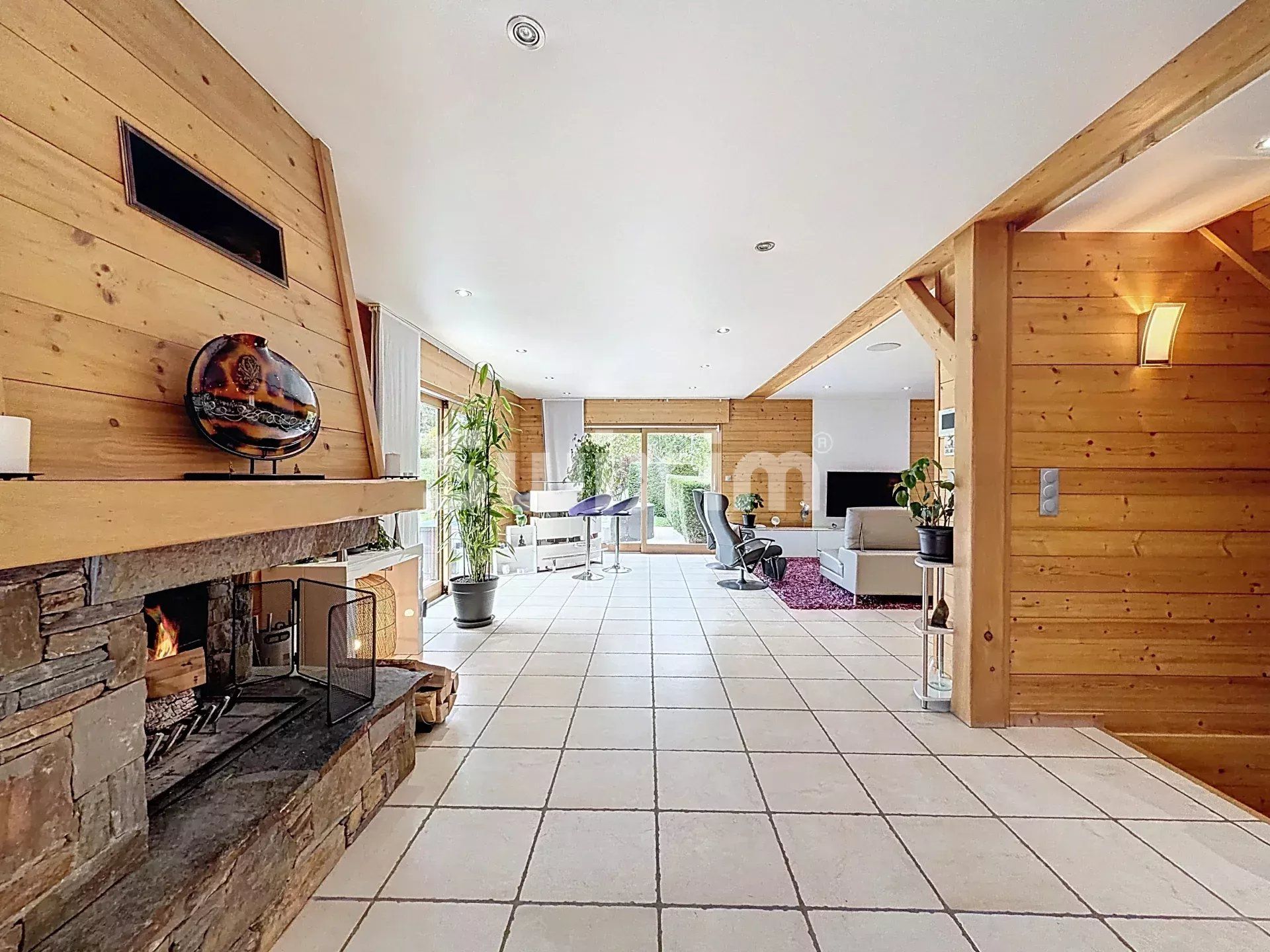 chalet 8 Pièces en vente sur Thoiry (01710)