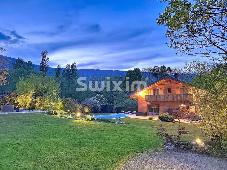 Vente Chalet Thoiry 8&nbsp;Pièces 230&nbsp;m²