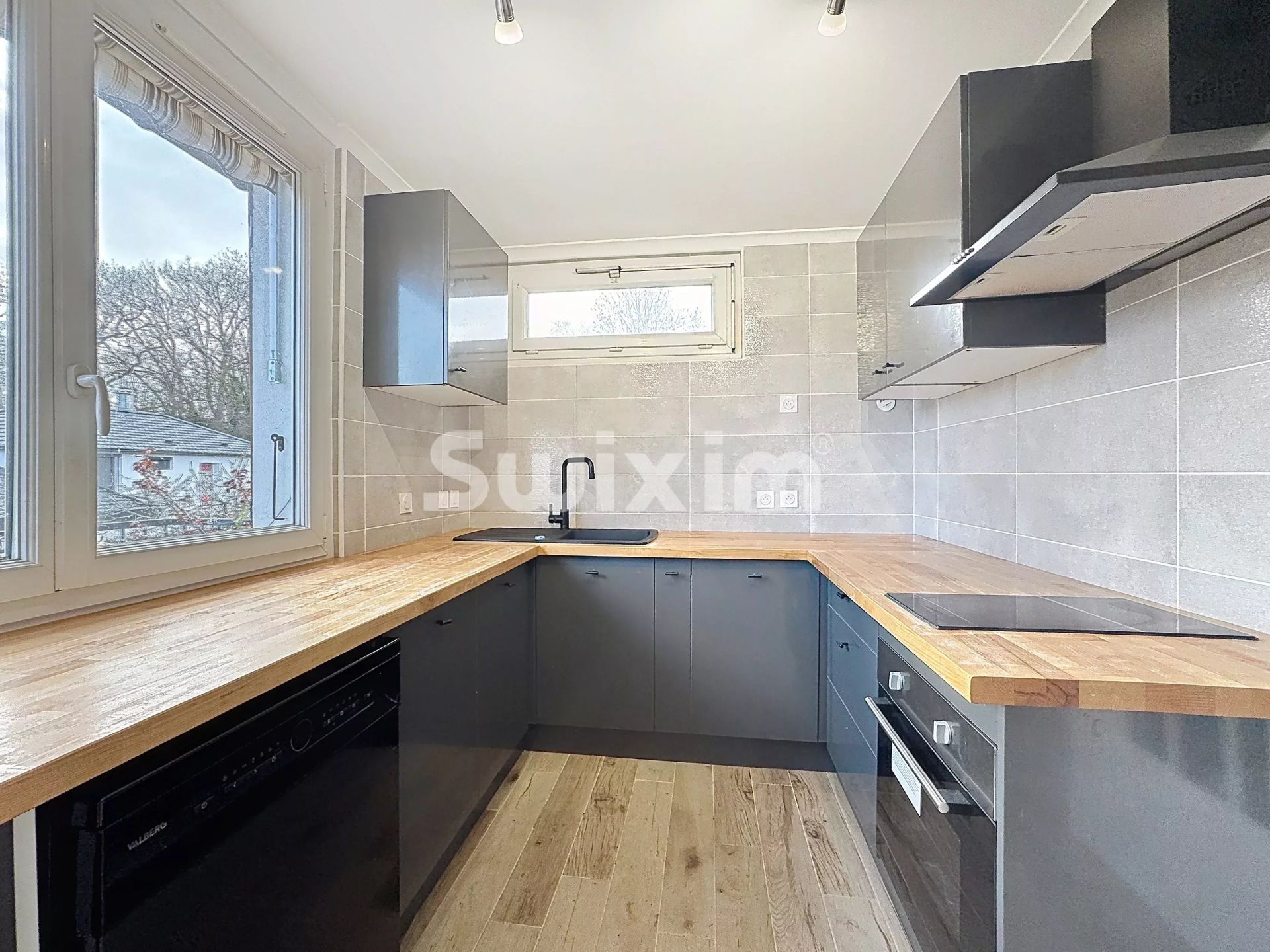 maison 5 Pièces en vente sur Saint-Genis-Pouilly (01630)