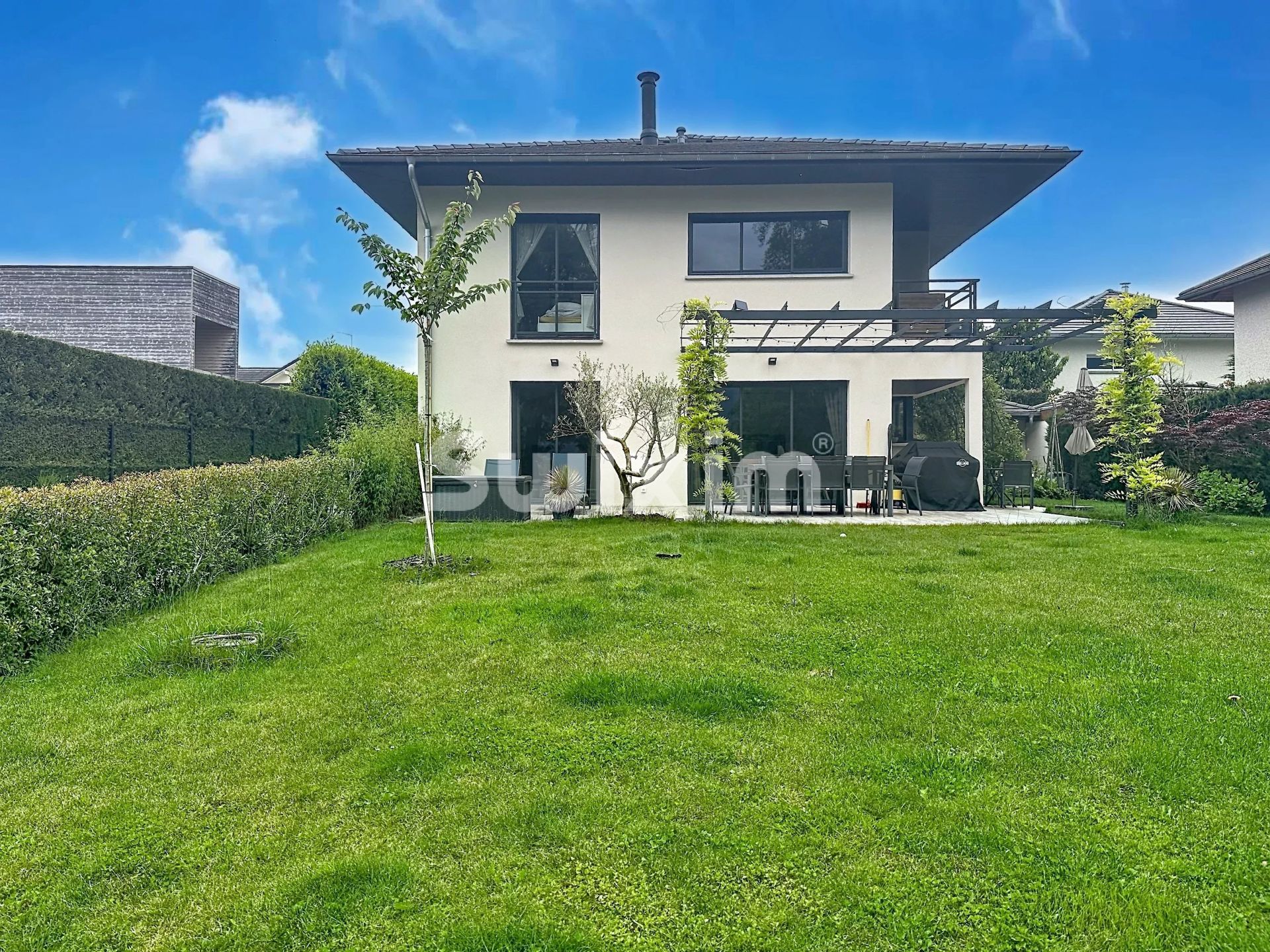 maison 6 Pièces en location sur Prévessin-Moëns (01280)