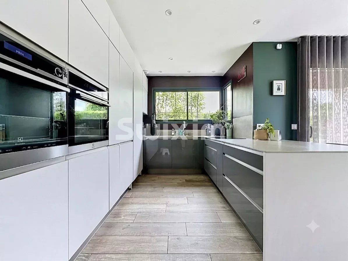 maison 6 Pièces en location sur Prévessin-Moëns (01280)