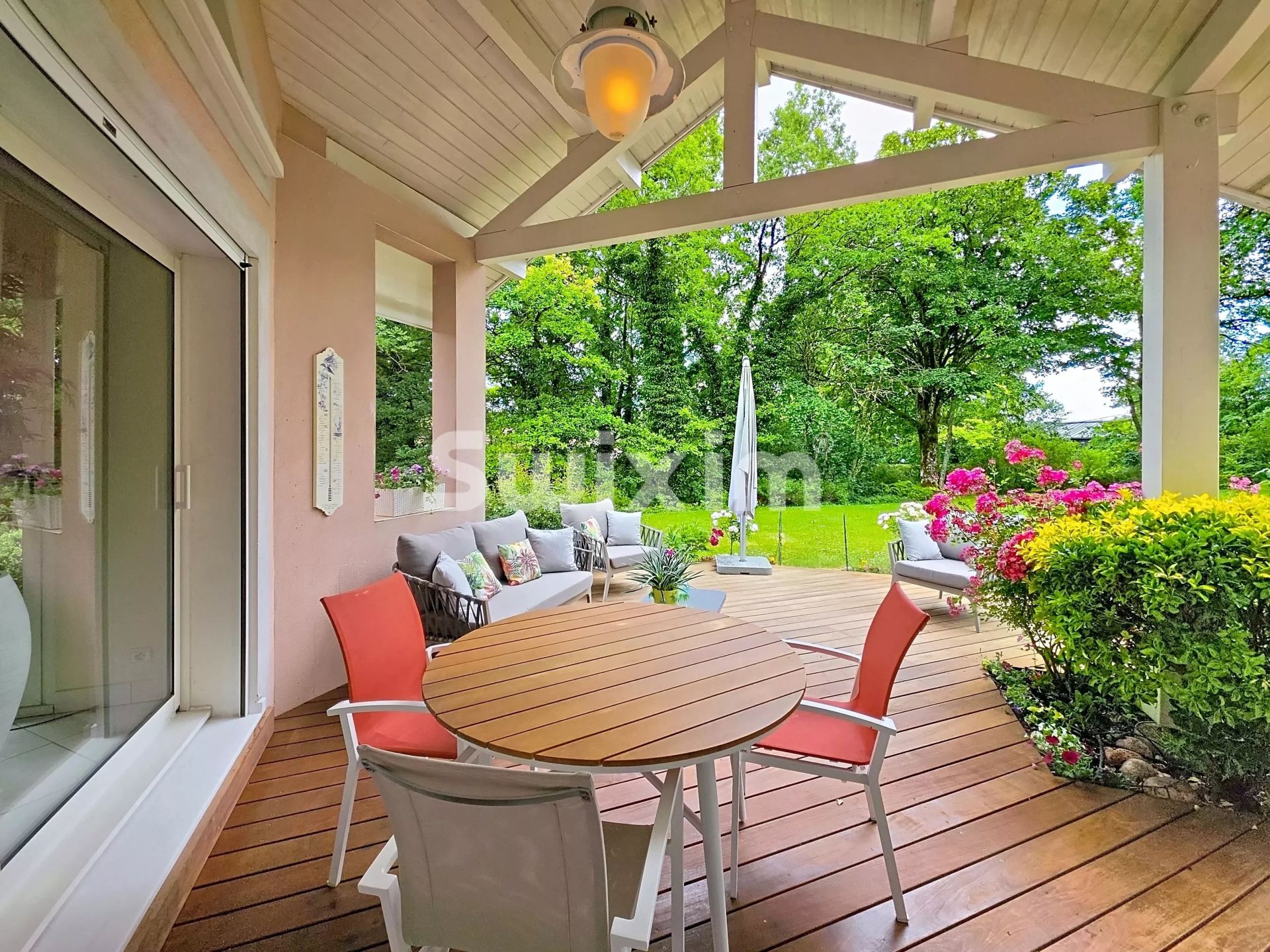 maison 5 Pièces en vente sur Échenevex (01170)