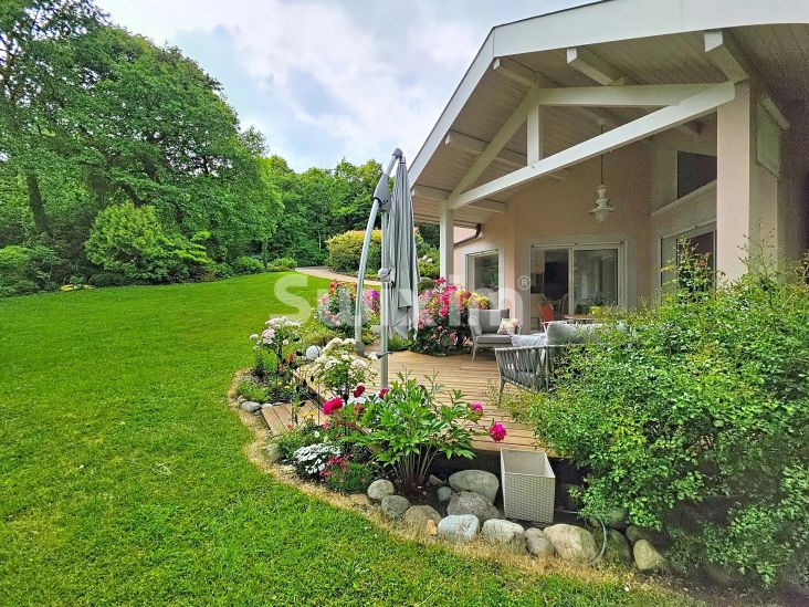 Vente Maison Échenevex 5&nbsp;Pièces 302&nbsp;m²