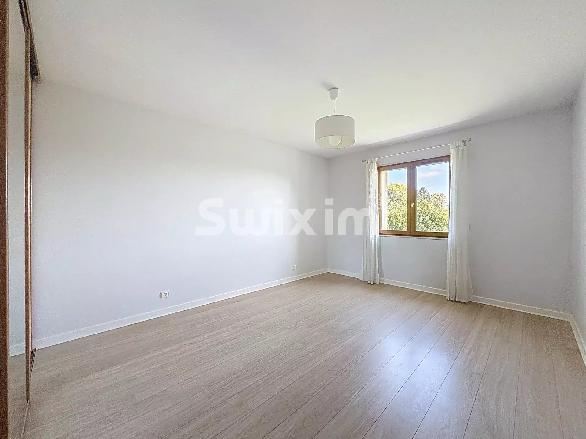 maison 7 Pièces en vente sur Grilly (01220)