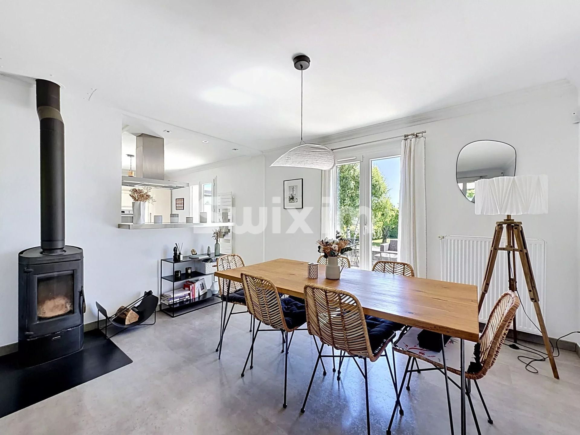 maison 8 Pièces en vente sur Saint-Genis-Pouilly (01630)