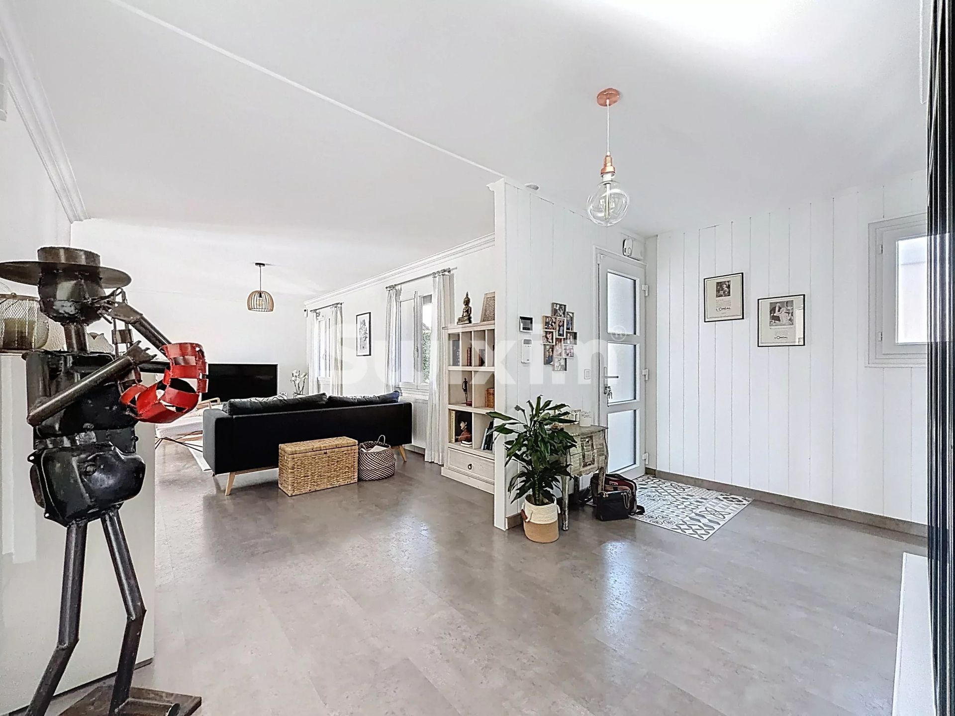 maison 8 Pièces en vente sur Saint-Genis-Pouilly (01630)