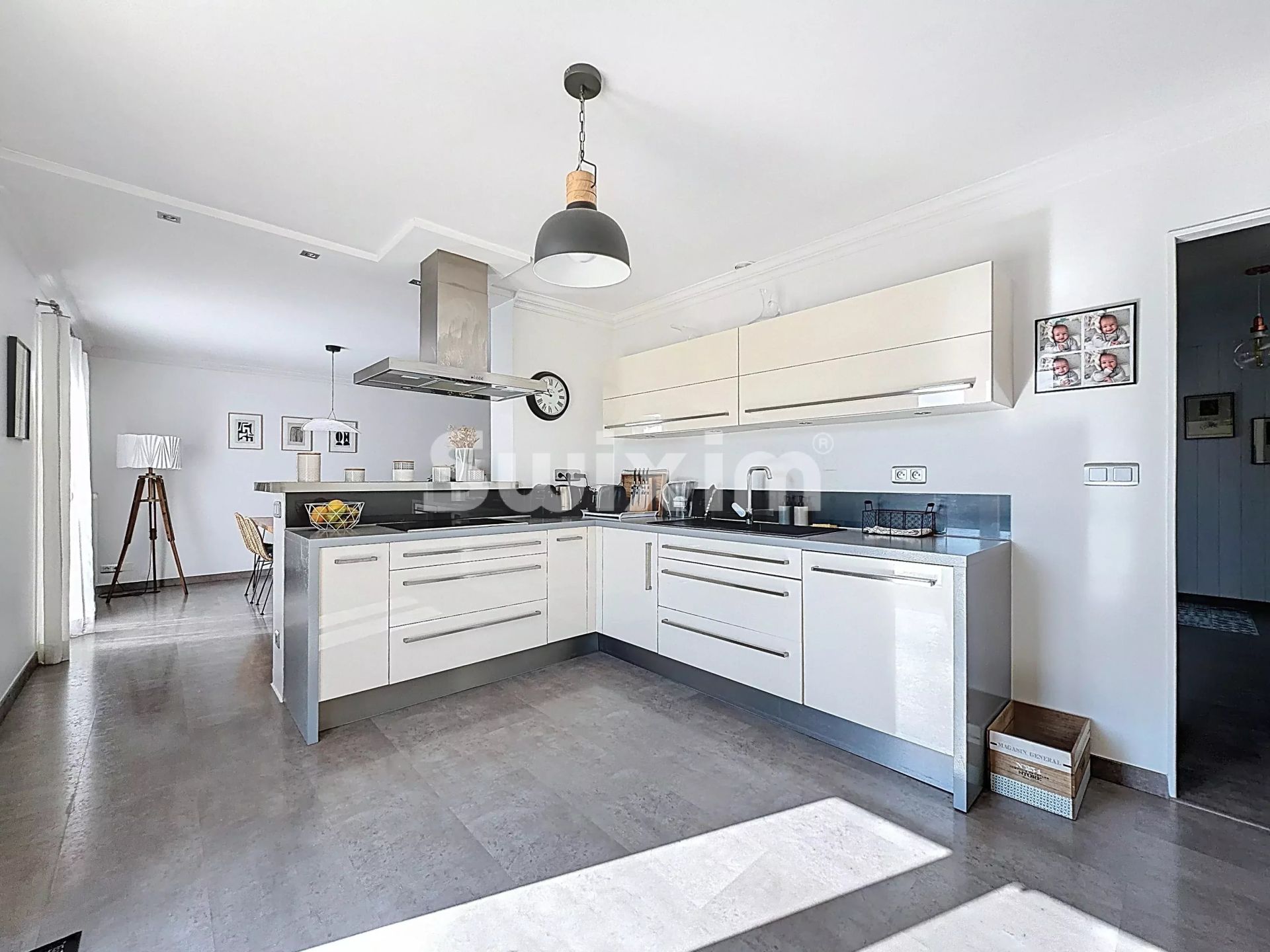 maison 8 Pièces en vente sur Saint-Genis-Pouilly (01630)
