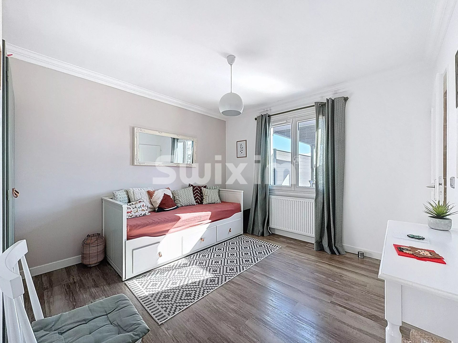 maison 8 Pièces en vente sur Saint-Genis-Pouilly (01630)