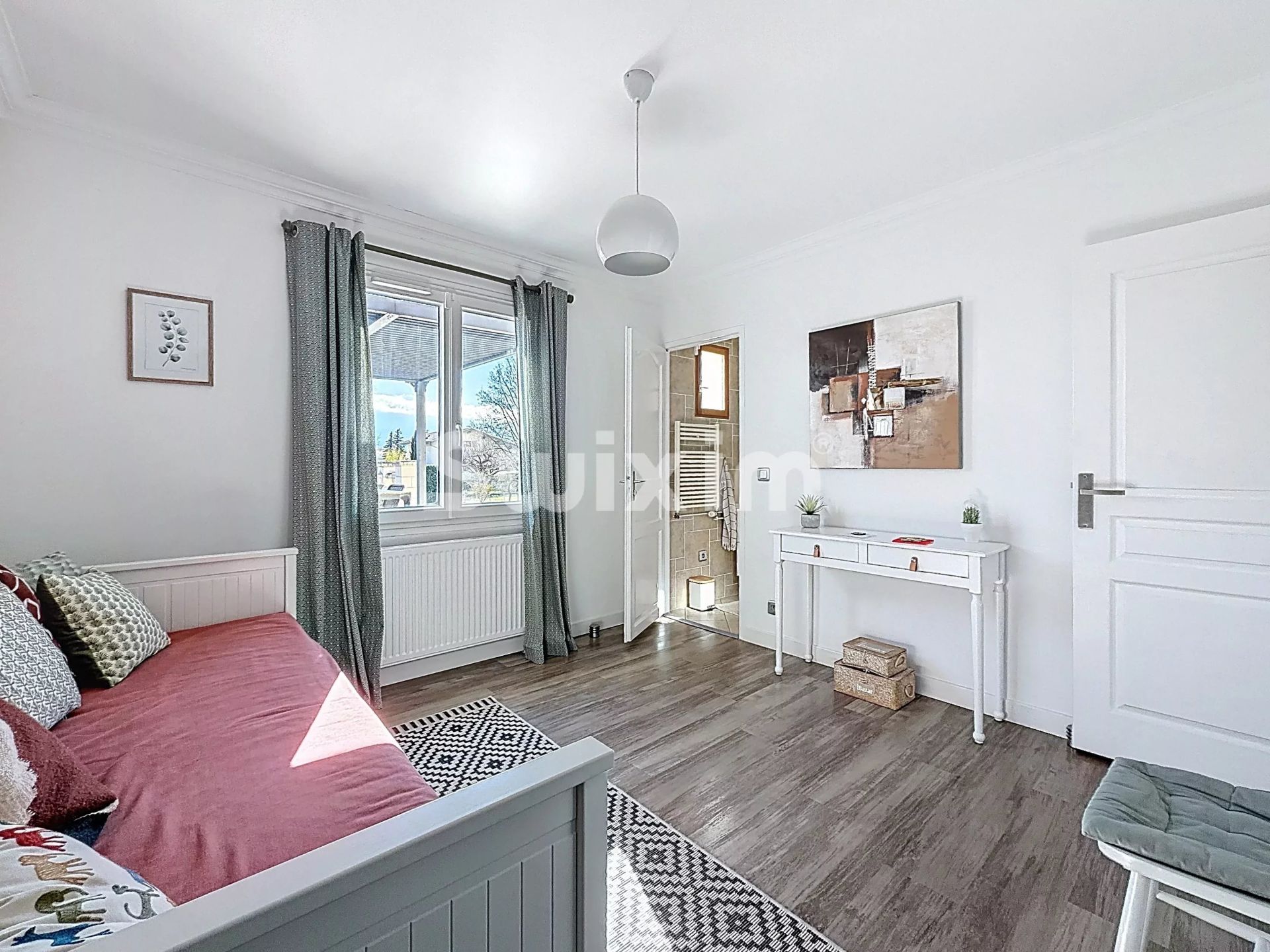 maison 8 Pièces en vente sur Saint-Genis-Pouilly (01630)