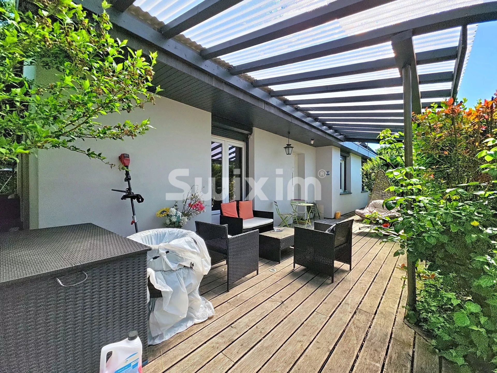 maison 7 Pièces en vente sur Divonne-les-Bains (01220)