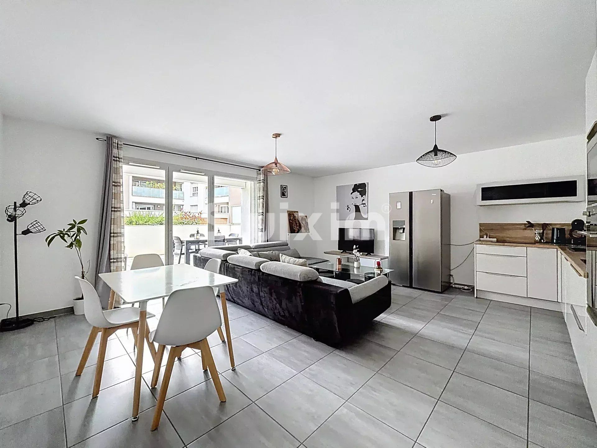 Sale Apartment Ferney-Voltaire 3&nbsp;Rooms 69.45&nbsp;m²