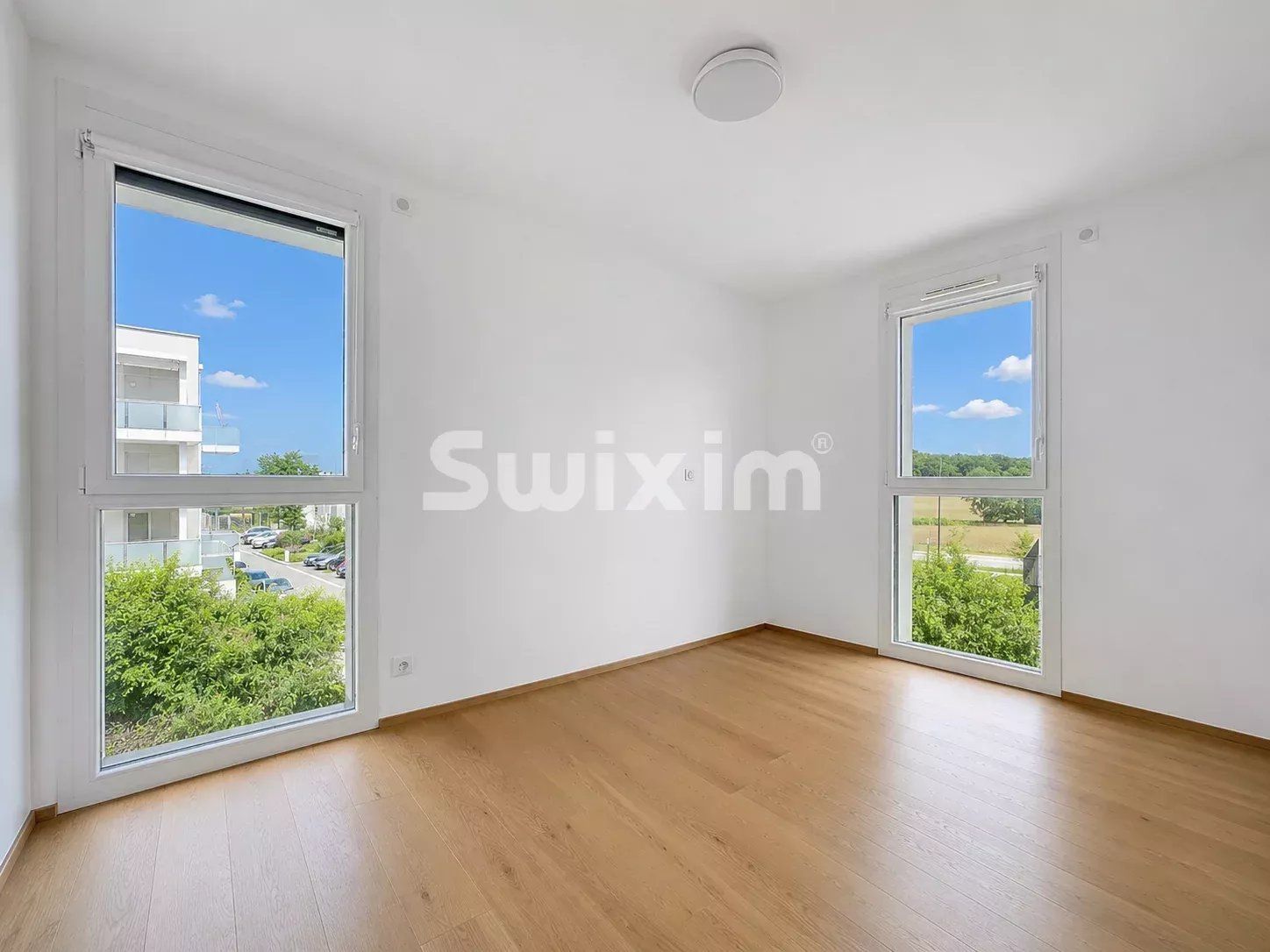 apartment 4 Rooms for sale on Ferney-Voltaire (01210)