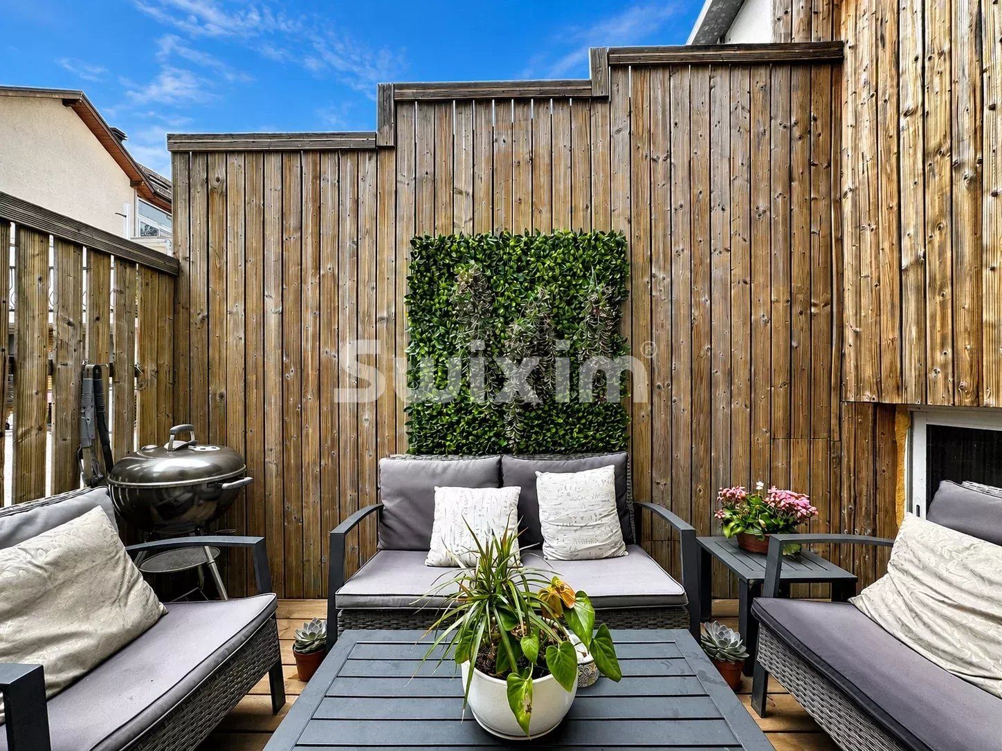 loft 4 Rooms for sale on Annemasse (74100)