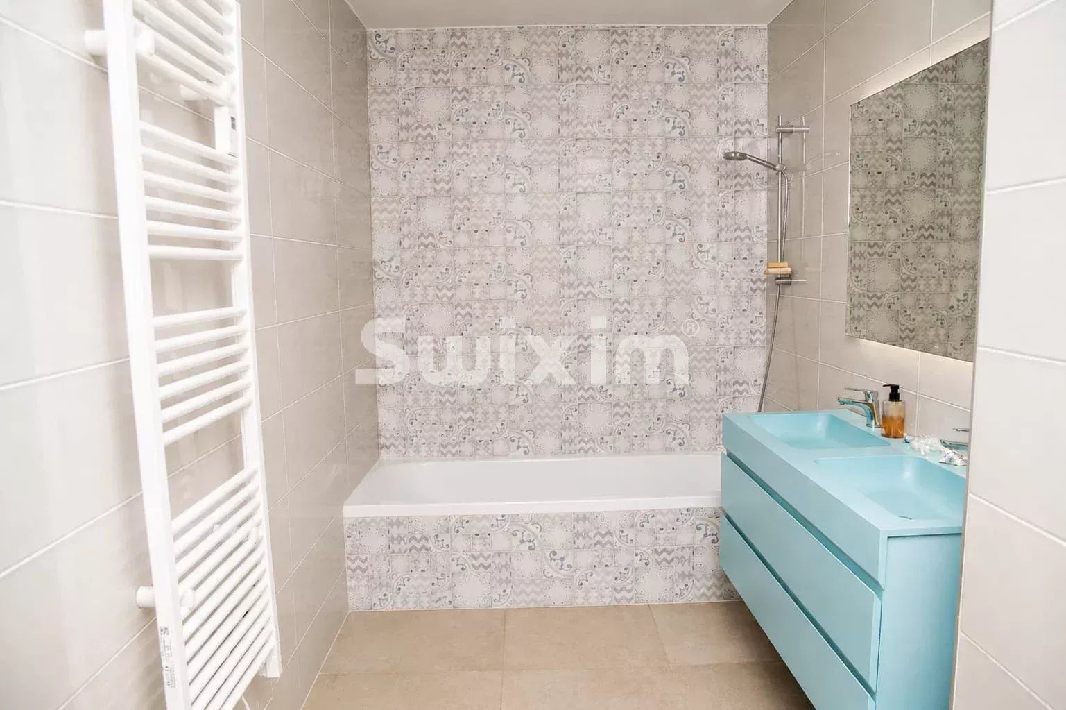 apartment 4 Rooms for sale on Divonne-les-Bains (01220)