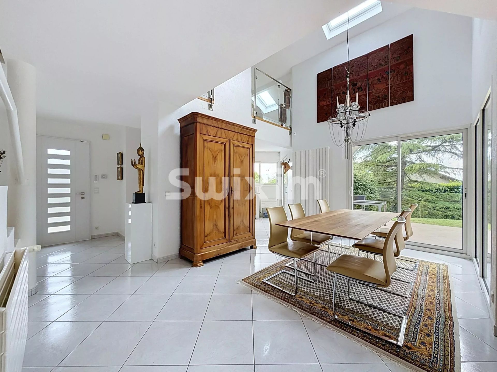 house 6 Rooms for sale on Échenevex (01170)