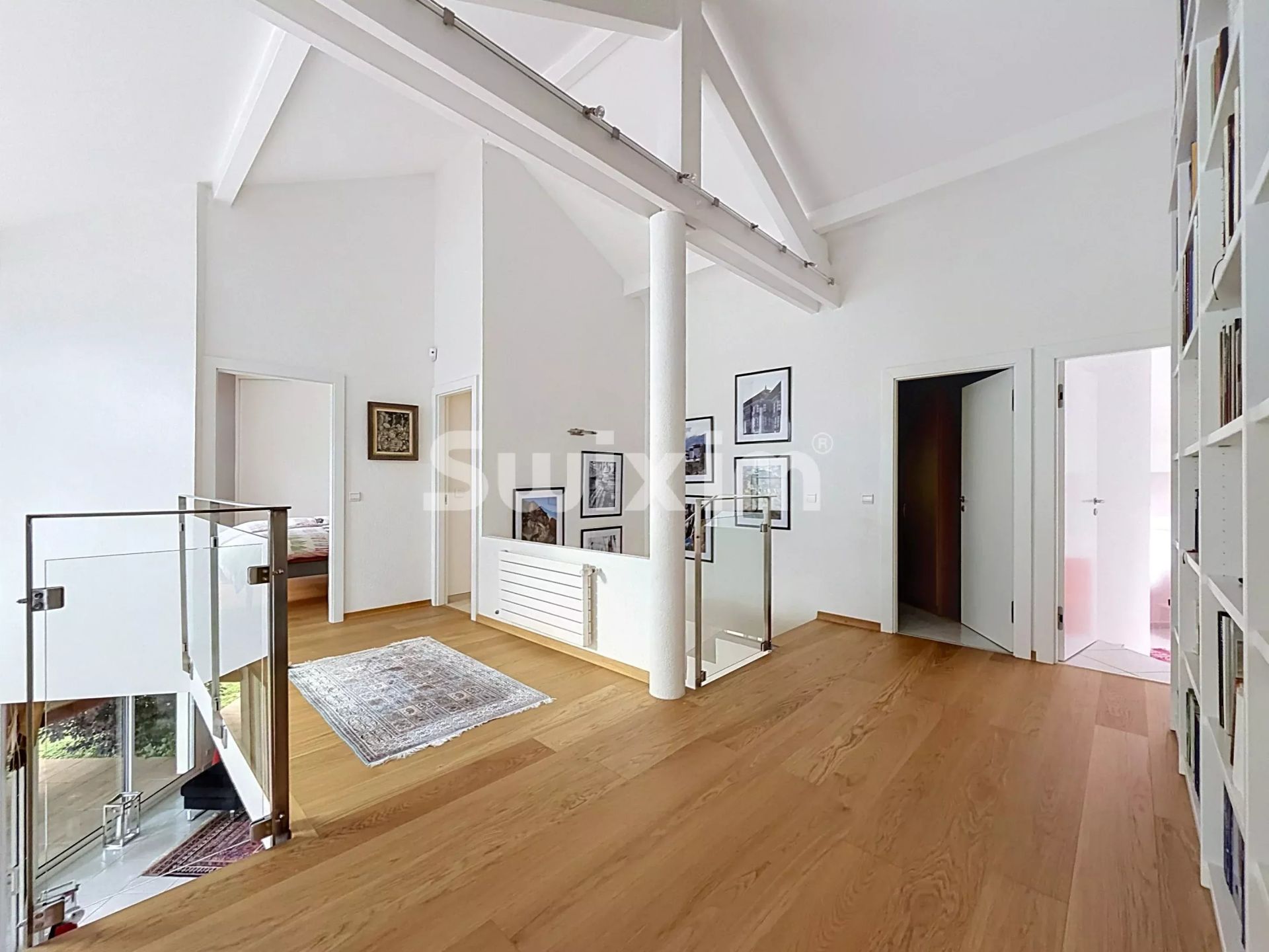 house 6 Rooms for sale on Échenevex (01170)
