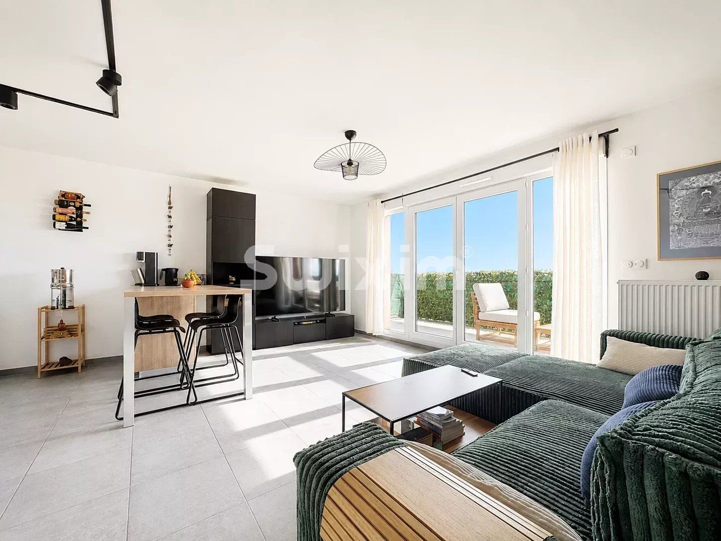 apartment 3 Rooms for sale on Cessy (01170)