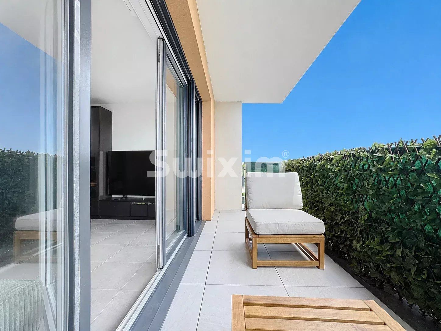 apartment 3 Rooms for sale on Cessy (01170)