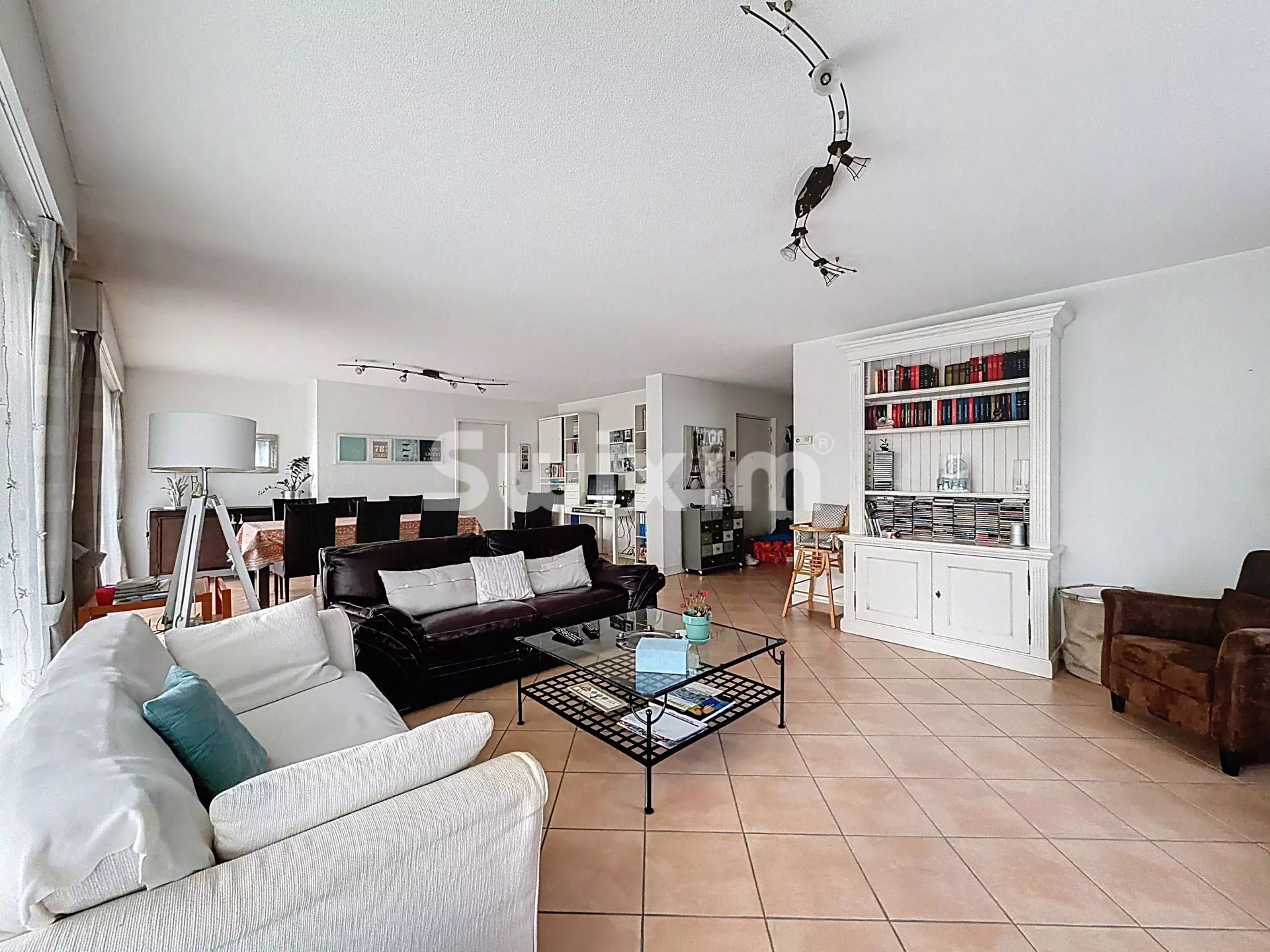 apartment 4 Rooms for sale on Ferney-Voltaire (01210)