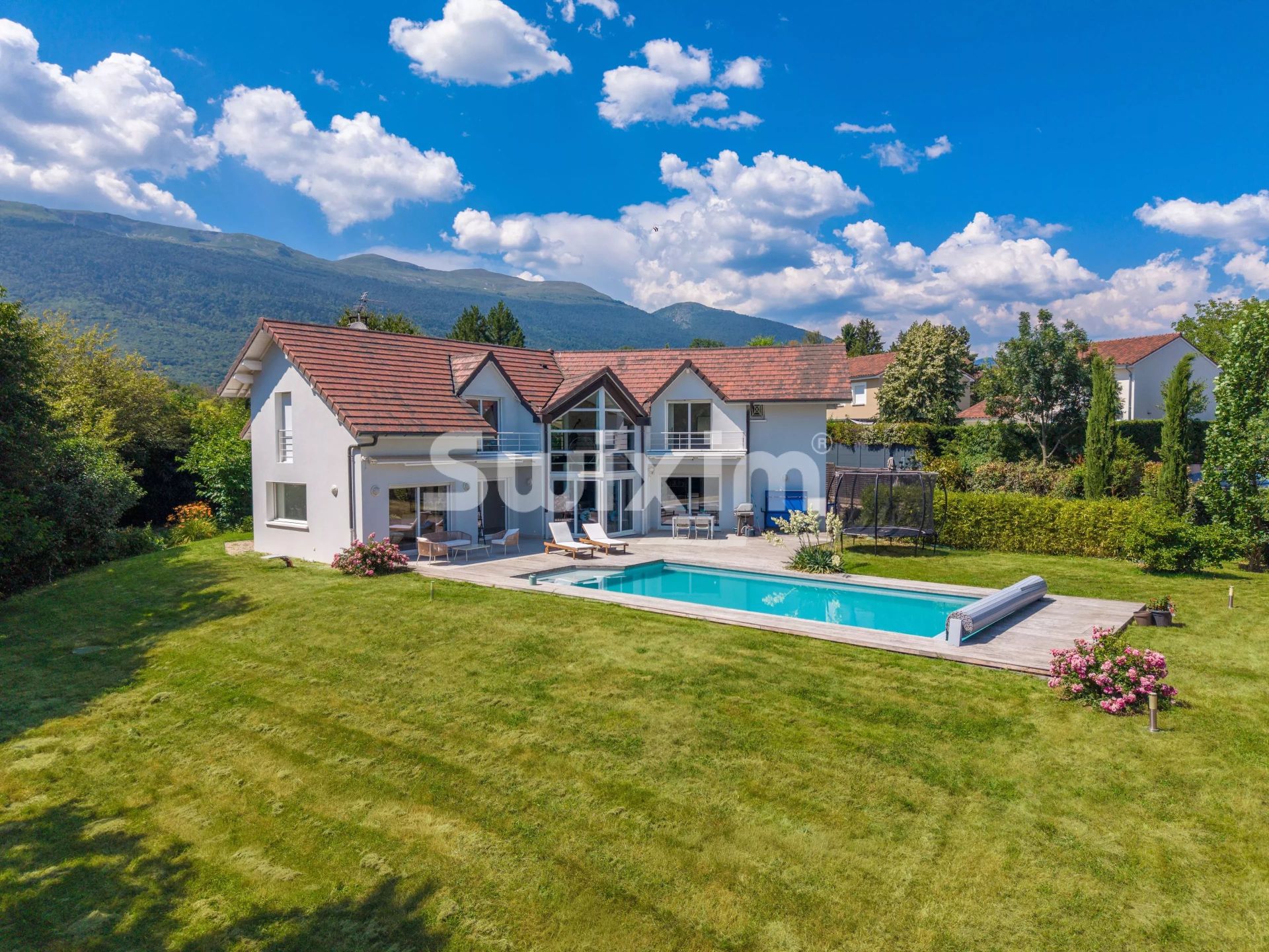 maison 5 Pièces en vente sur Saint-Genis-Pouilly (01630)