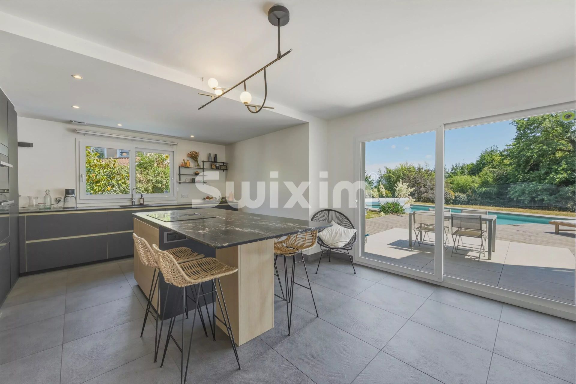 maison 5 Pièces en vente sur Saint-Genis-Pouilly (01630)
