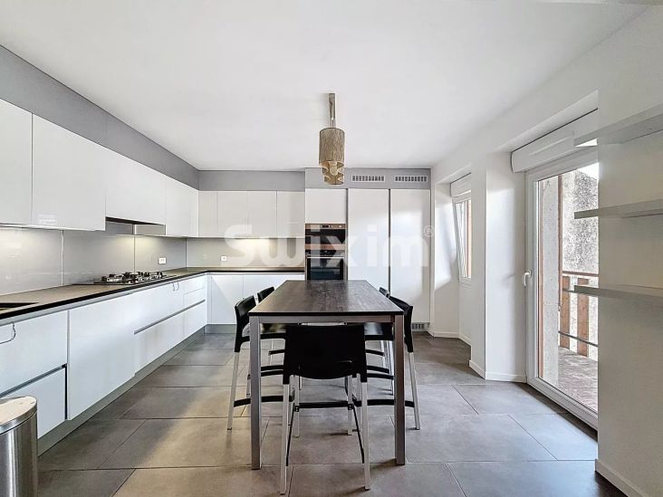 Vente Appartement Cessy 4&nbsp;Pièces 111&nbsp;m²