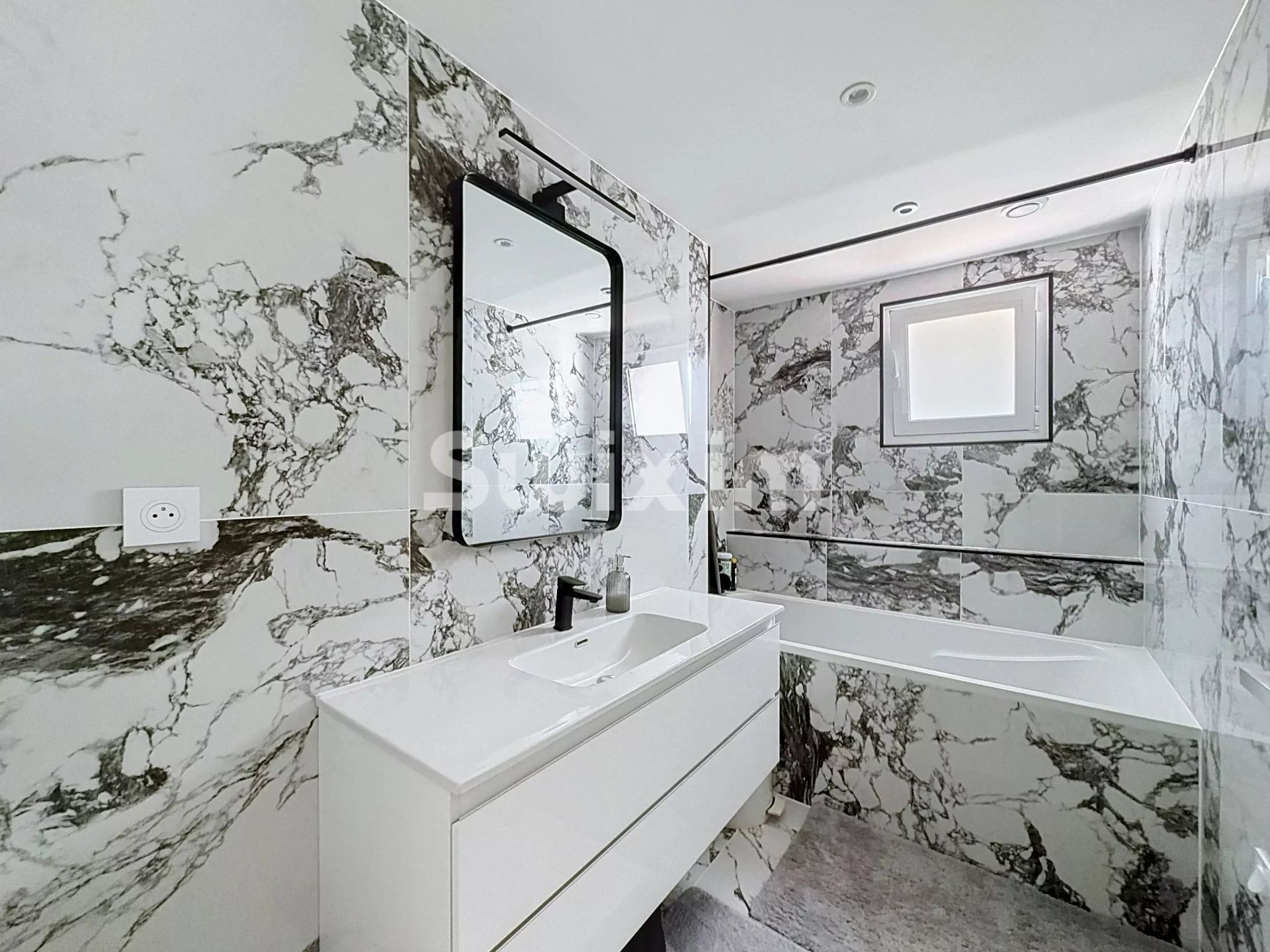 maison 8 Pièces en vente sur Prévessin-Moëns (01280)