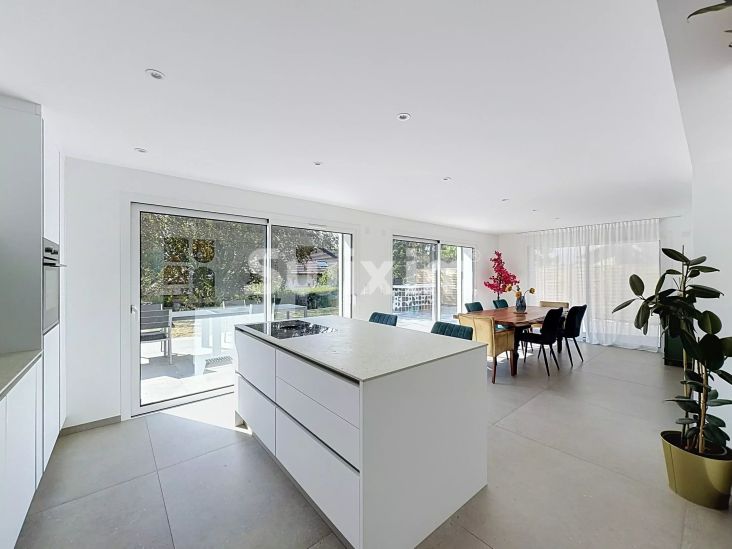 Vente Maison Prévessin-Moëns 8&nbsp;Pièces 323&nbsp;m²