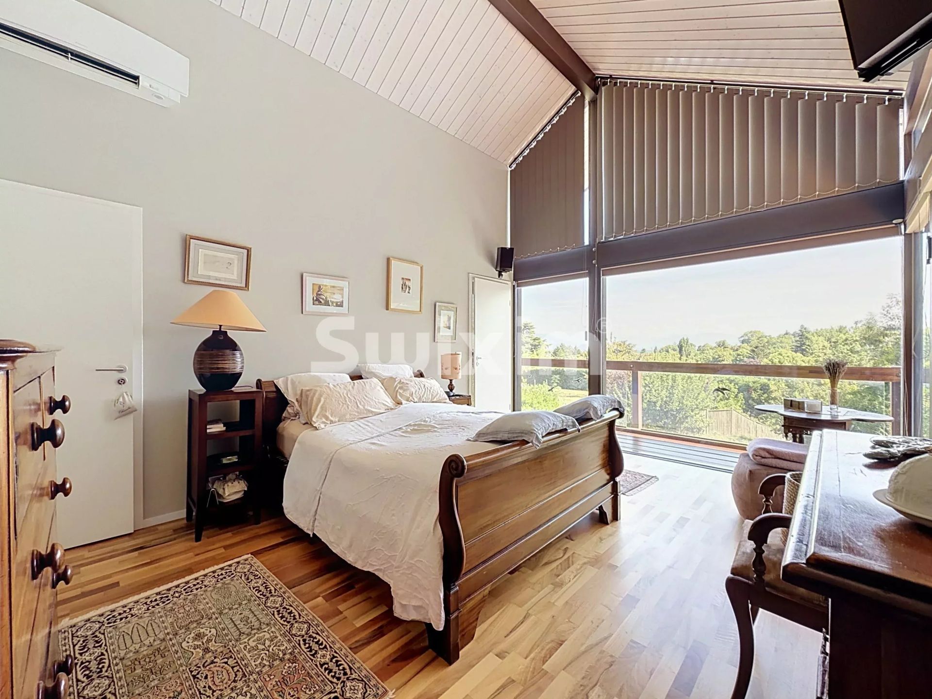 maison 10 Pièces en vente sur Divonne-les-Bains (01220)