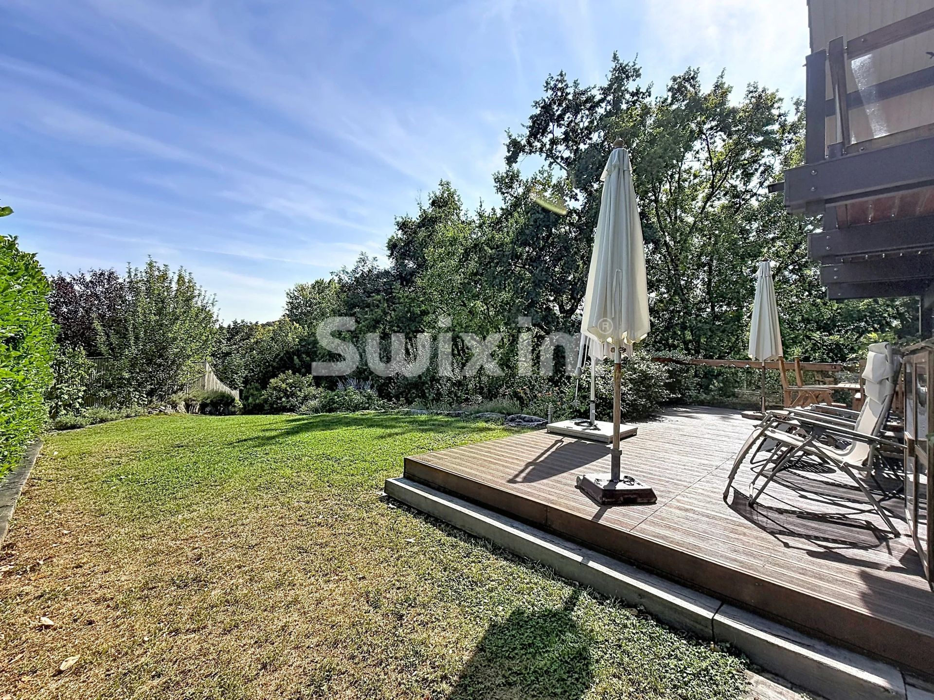 maison 10 Pièces en vente sur Divonne-les-Bains (01220)