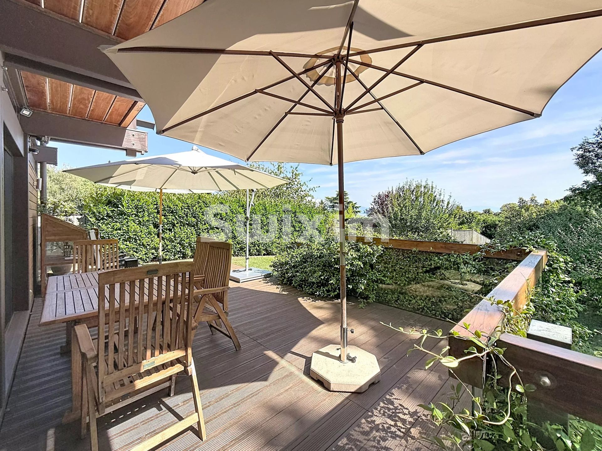 maison 10 Pièces en vente sur Divonne-les-Bains (01220)