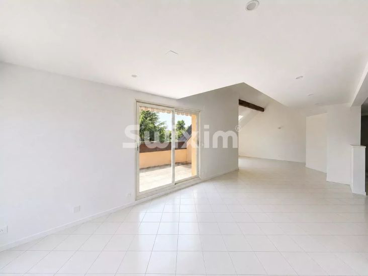 Vente Appartement Divonne-les-Bains 6&nbsp;Pièces 158&nbsp;m²