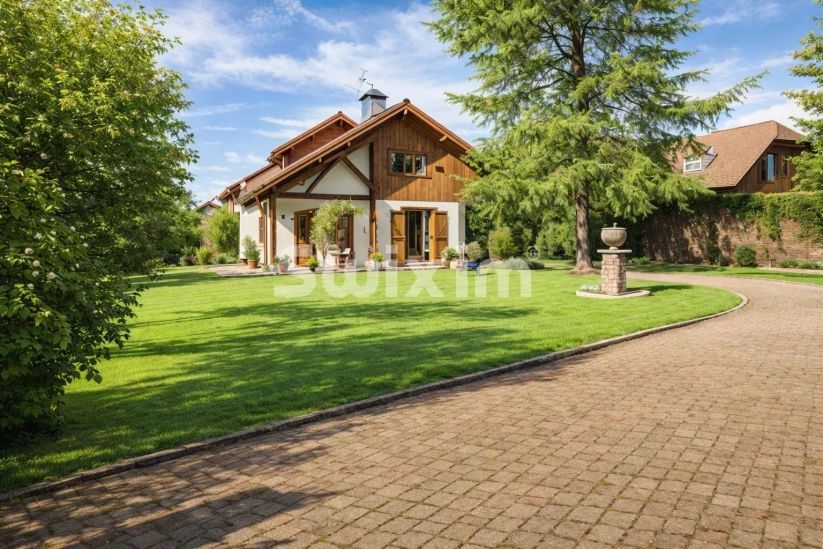 Sale House Ornex 7&nbsp;Rooms 161.58&nbsp;m²