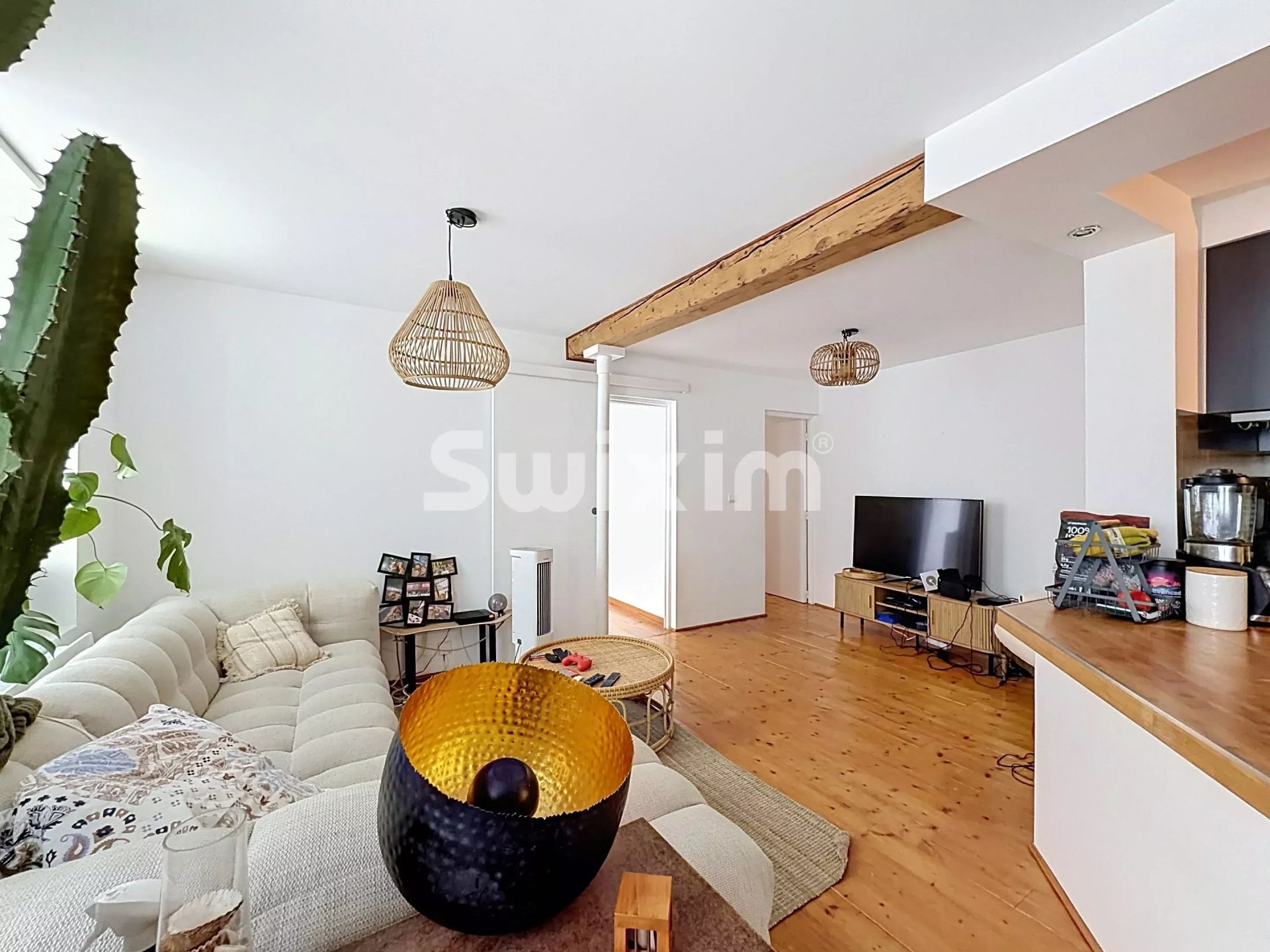 apartment 3 Rooms for sale on Gex (01170)