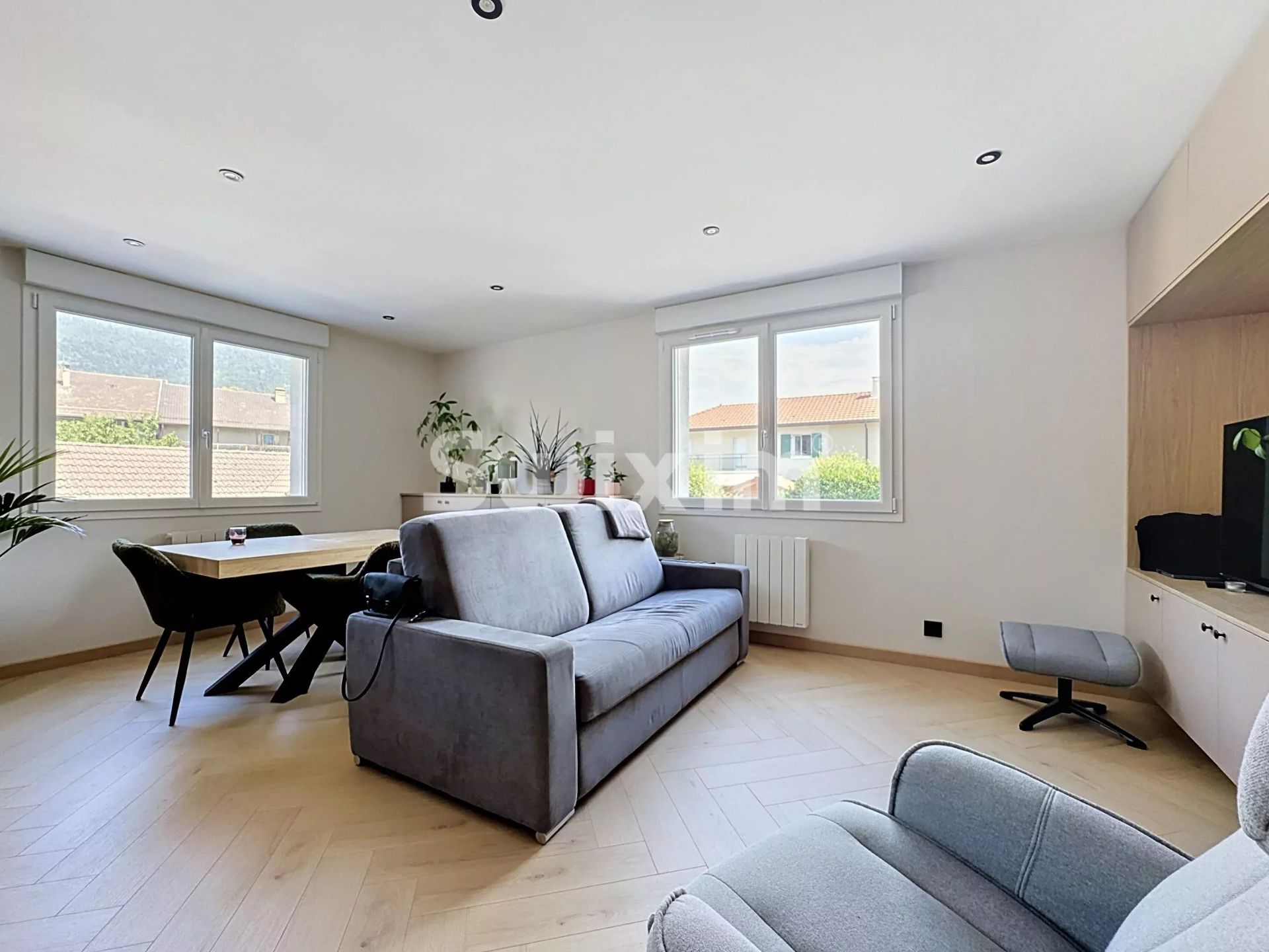 apartment 2 Rooms for sale on Gex (01170)
