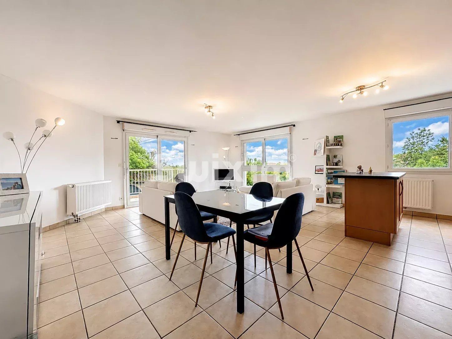 apartment 3 Rooms for sale on Cessy (01170)