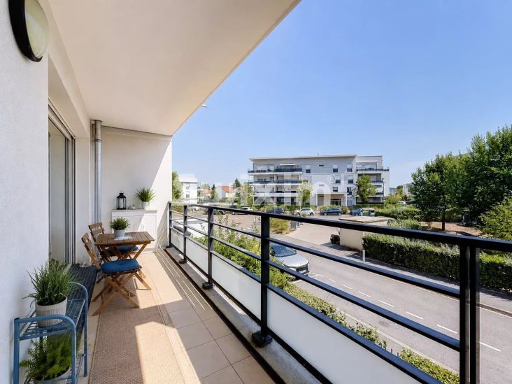 Sale Apartment Saint-Genis-Pouilly 3&nbsp;Rooms 80&nbsp;m²
